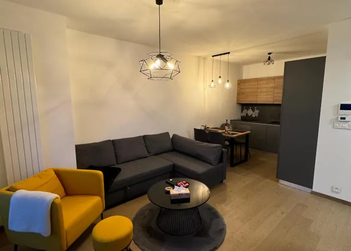 Eurovea Tower 31 Floor Sky * Bratislava